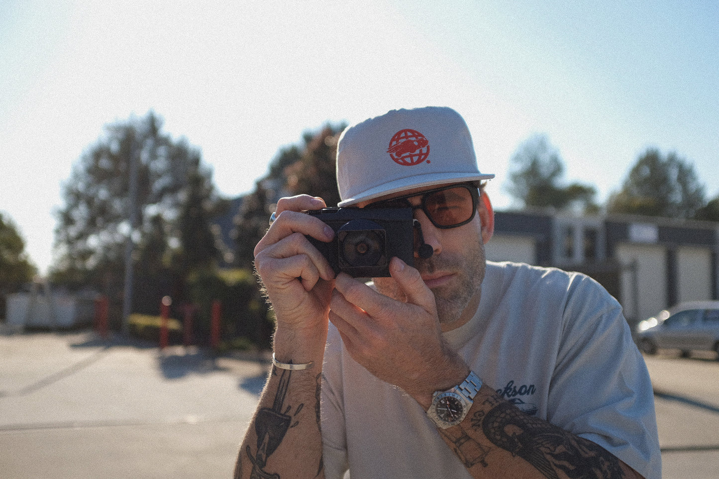 Meridian 5 Panel Cap | Ivory & Guards Red