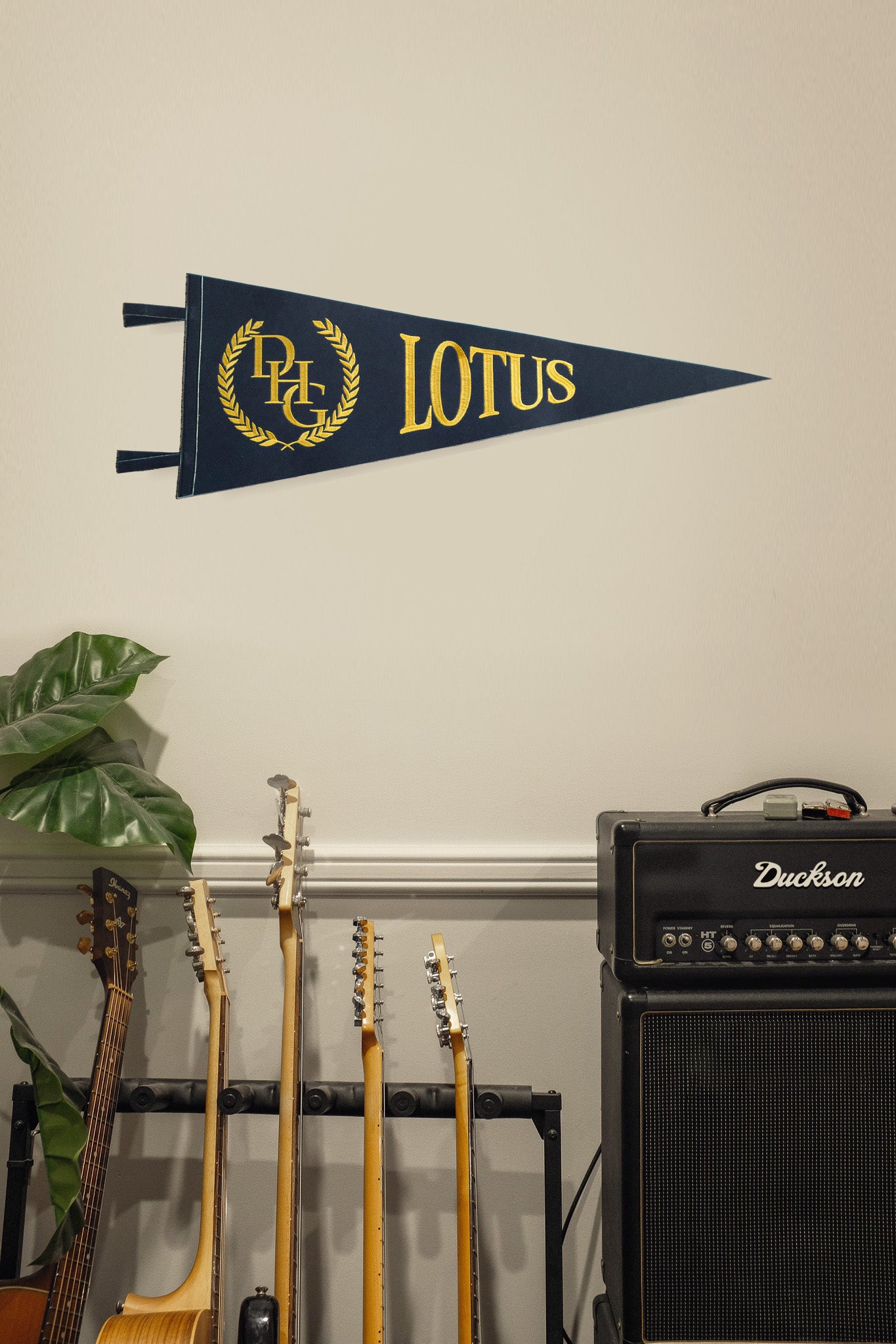 JPS Lotus Pennant Flag